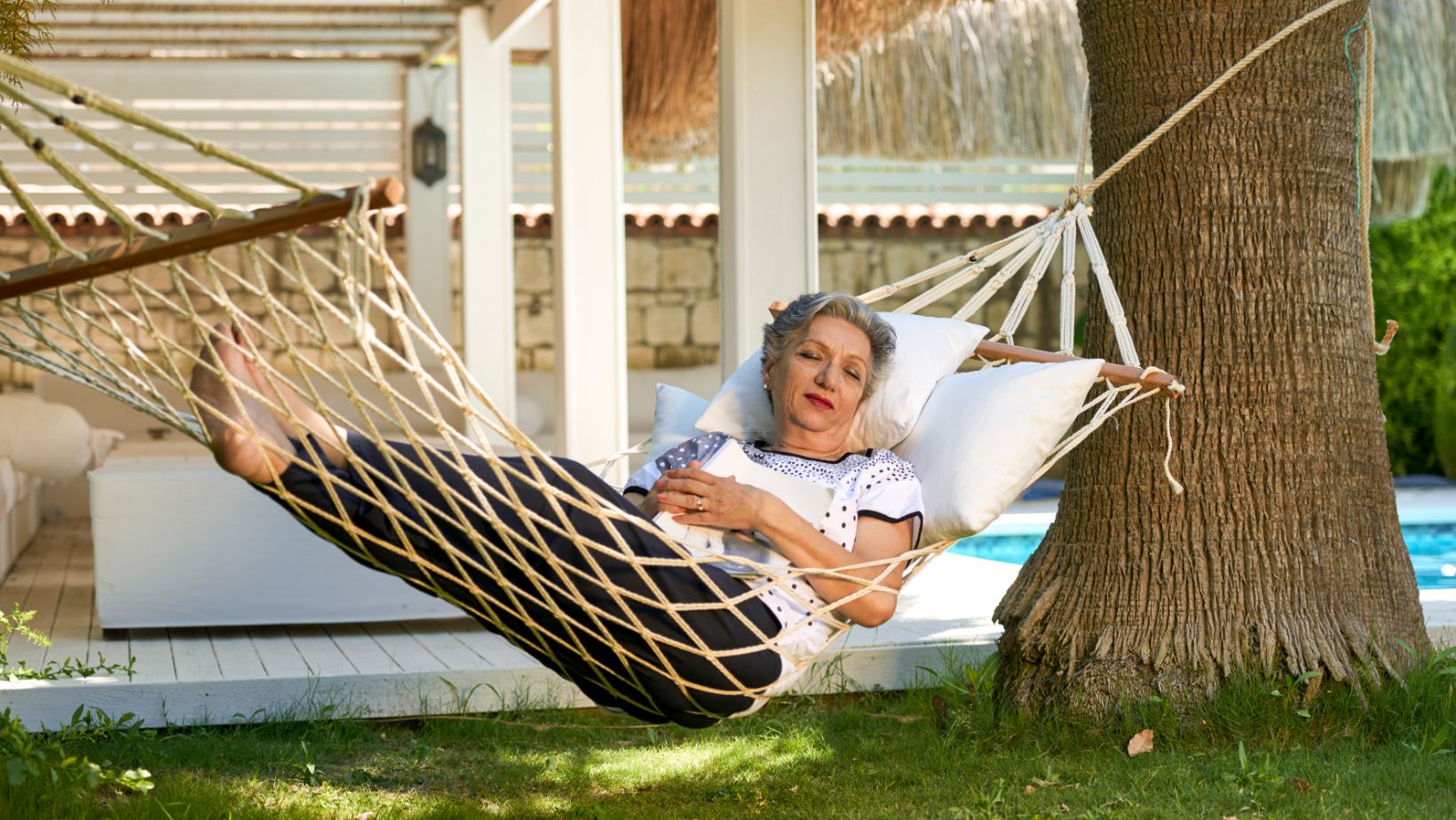 Are Hammocks Good for Old People? Hammock Benefits